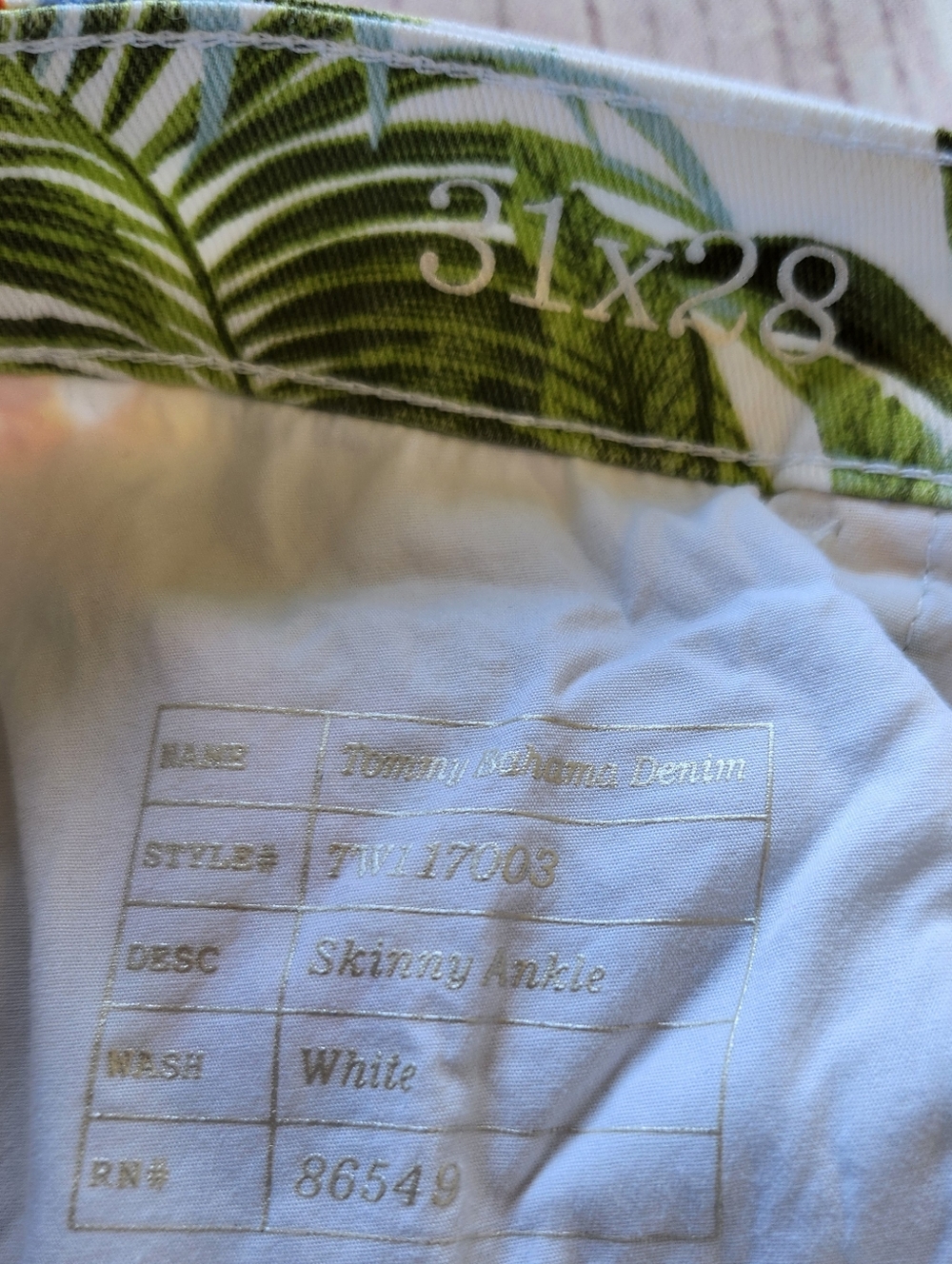 Tommy Bahama "Skinny Ankle" Tropical Floral Mid Rise Jean White, Women's Size 31 - Picture 10 of 12